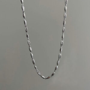 Varese argjendi per meshkuj