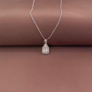 VARESE ARGJENDI PER FEMRA