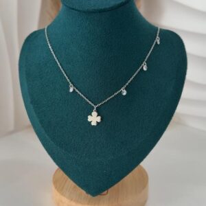 VARESE ARGJENDI PER FEMRA