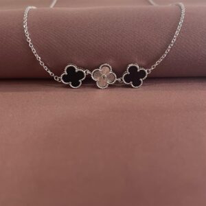 VARESE ARGJENDI PER FEMRA