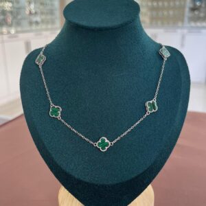 VARESE ARGJENDI PER FEMRA