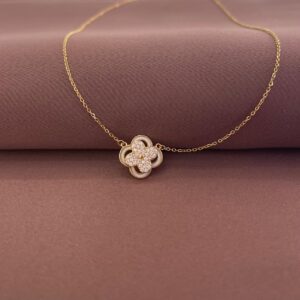 VARESE ARGJENDI PER FEMRA