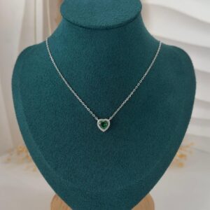 VARESE ARGJENDI PER FEMRA