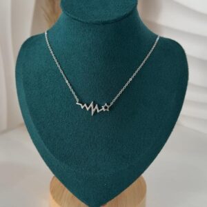 VARESE ARGJENDI PER FEMRA