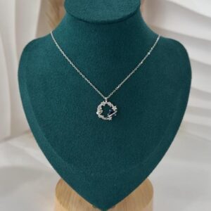 VARESE ARGJENDI PER FEMRA