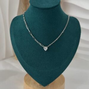 VARESE ARGJENDI PER FEMRA