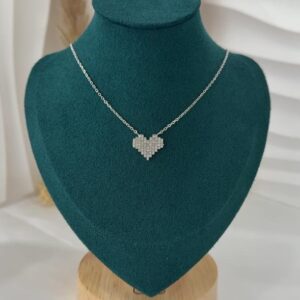 VARESE ARGJENDI PER FEMRA